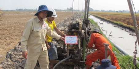 Lắp đặt và quan trắc cho gói thầu CW2A và CW2B